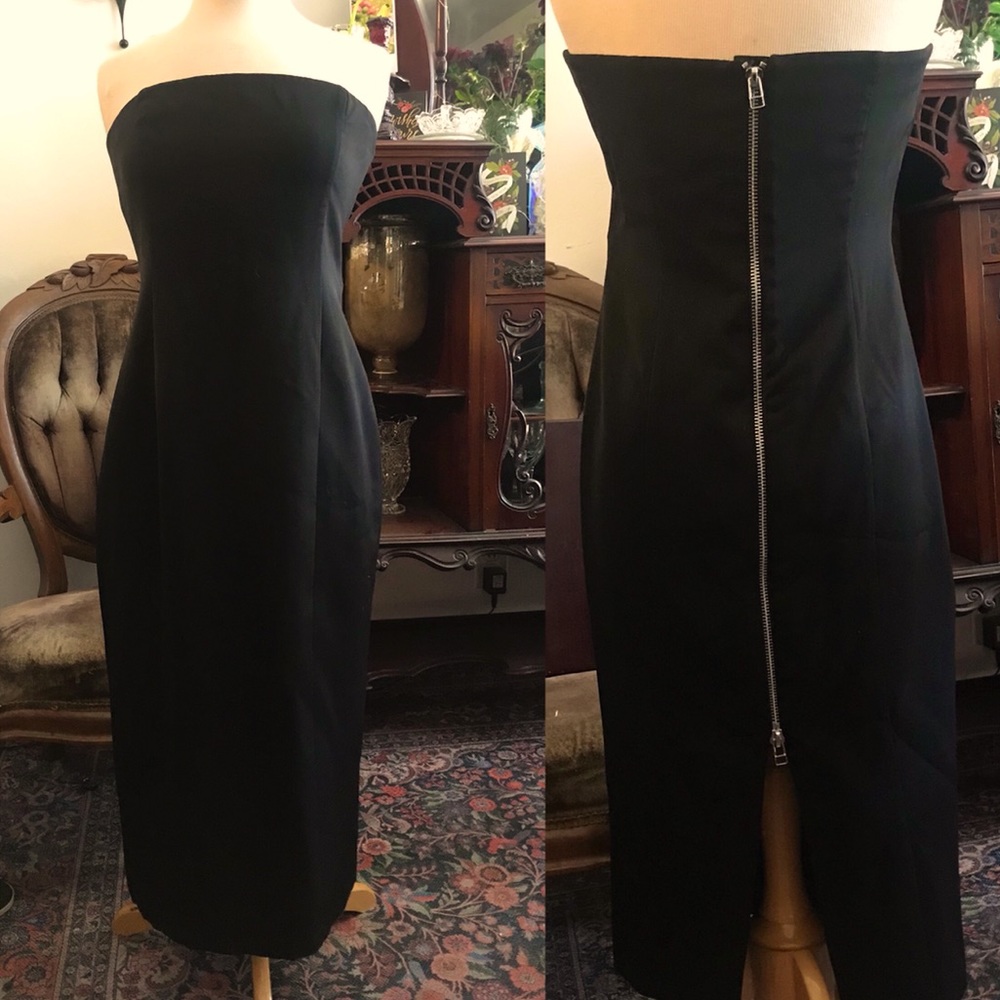 Strapless and zippered black dress